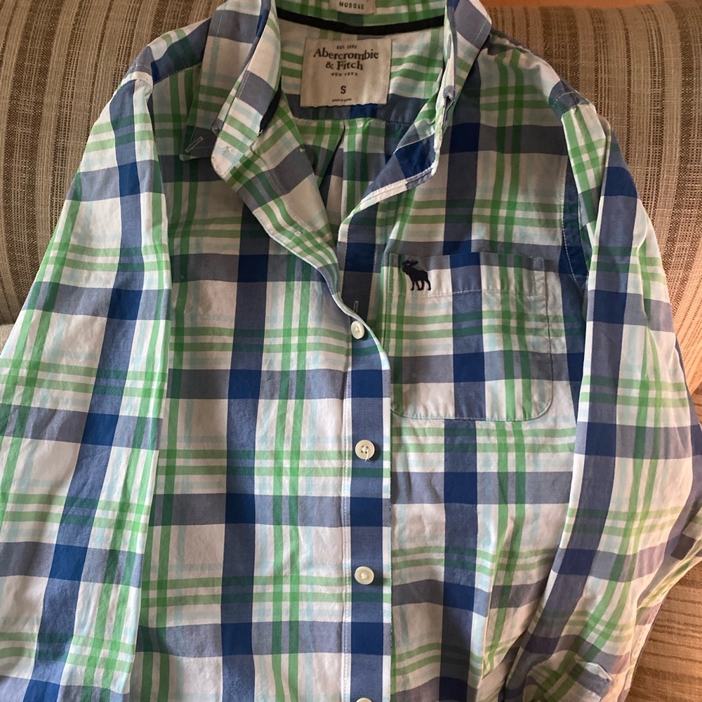 EUC Like New-Lot Of 2.Abercrombie & Fitch Boys Small Plaid Button-Up Shirts